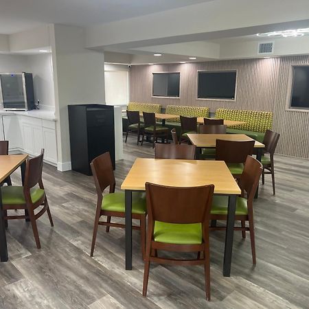Quality Inn & Suites Orlando East - Ucf Area Alafaya Zewnętrze zdjęcie