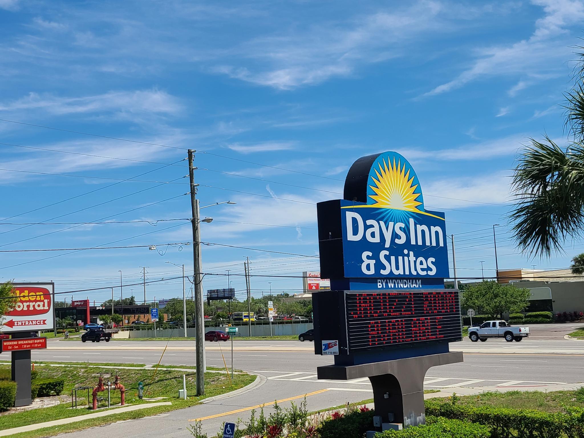 Quality Inn & Suites Orlando East - Ucf Area Alafaya Zewnętrze zdjęcie