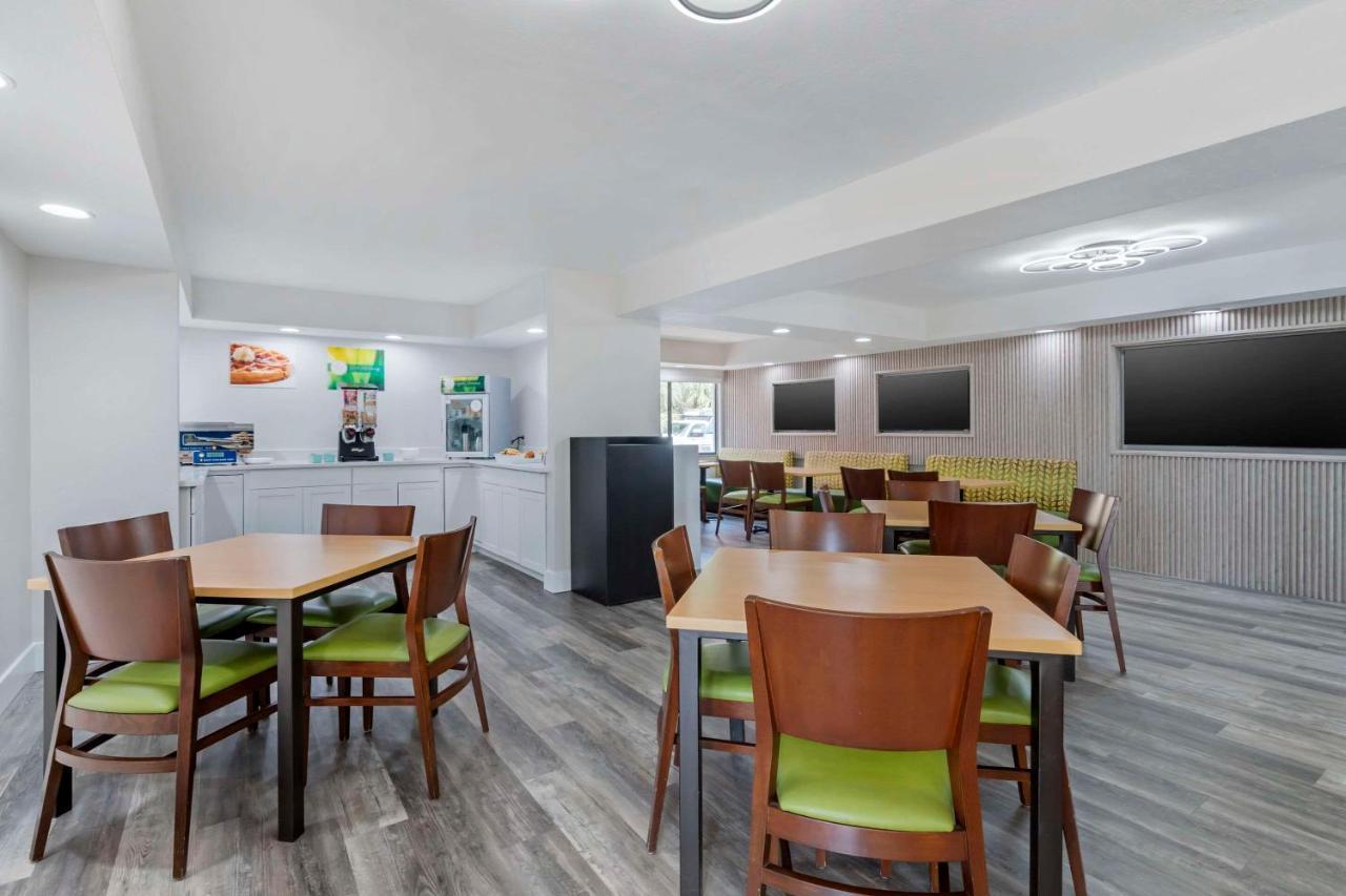 Quality Inn & Suites Orlando East - Ucf Area Alafaya Zewnętrze zdjęcie