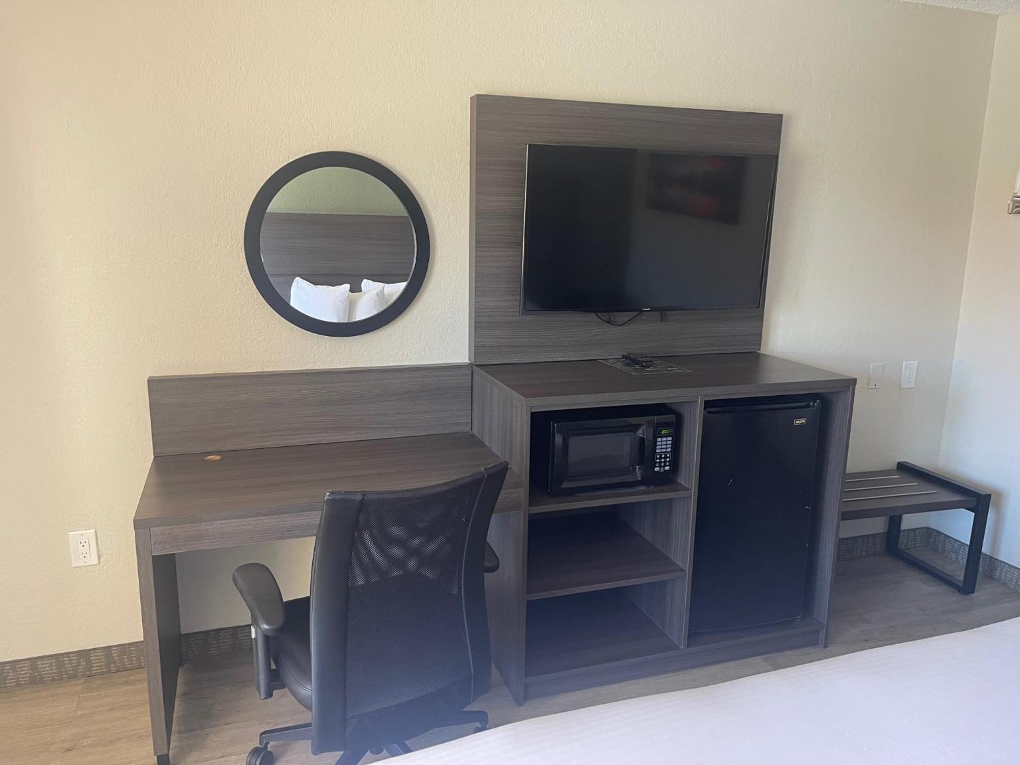 Quality Inn & Suites Orlando East - Ucf Area Alafaya Zewnętrze zdjęcie